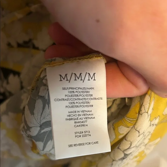 CAbi Yellow and White Floral Tunic - Picture 7 of 9